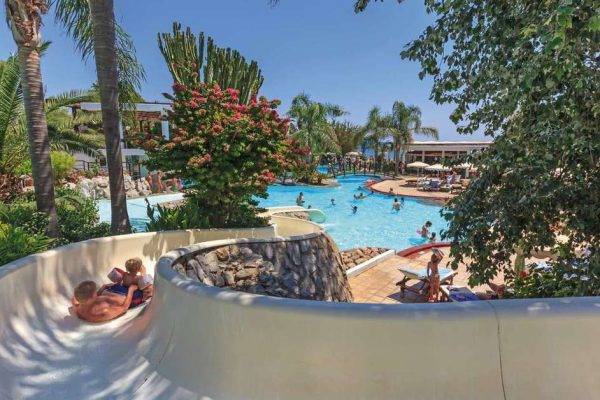 Glijbaan vana Calypso Beach Hotel