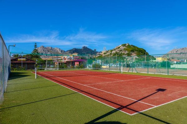 Tennisbaan van Leonardo Kolymbia Resort