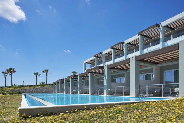 Swim up zwembad van Rhodos Princess Beach Hotel